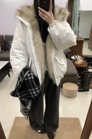 Eco-Friendly Faux Fur Collar Down Jacket for Women, Stand-Up Collar Zipper Coat, White Duck Down, Winter 2025 Fashion