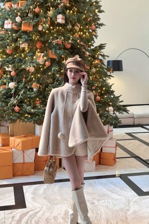 Eco-Friendly Short Thick Cape Coat for Women in Imitation Mink Fur - Winter Fashion Outerwear