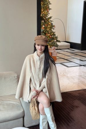 Eco-Friendly Short Thick Cape Coat for Women in Imitation Mink Fur - Winter Fashion Outerwear