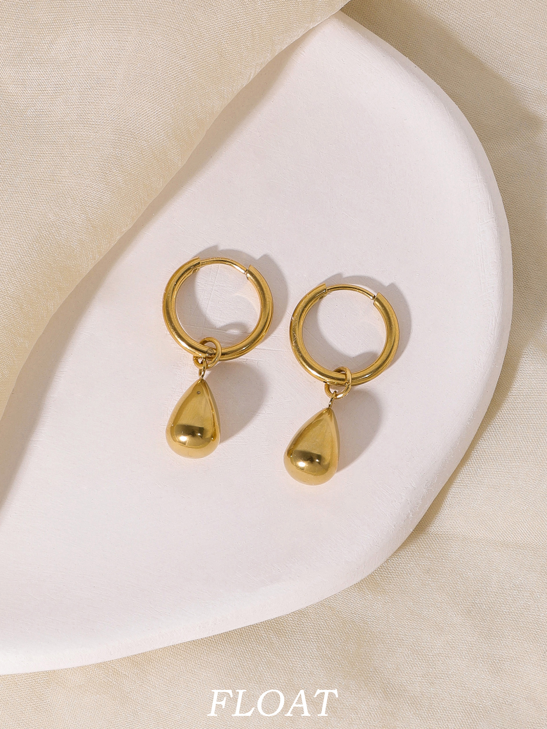 Elegant 18k Gold-Plated Teardrop Dangle Earrings for Women, Simple Versatile Ear Clips, Round Hoop Design, Perfect for Any Occasion Elegant 18k Gold-Plated Teardrop Dangle Earrings for Women, Simple Versatile Ear Clips, Round Hoop Design, Perfect for Any Occasion