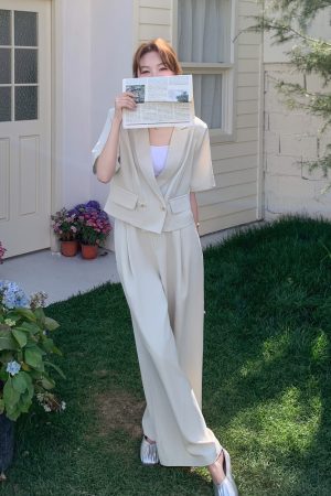 Elegant Beige Short-Sleeve Suit and Wide-Leg Pants Set - Summer Age-Reducing Outfit in High-End Old Money Style