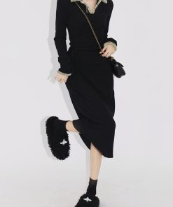 Elegant Black Knitted Dress for Women, Waist-Cinching Base Layer, Long Skirt, Autumn 2025 Niche Style