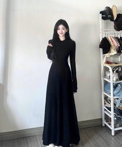 Elegant Black Long Sleeve Bodycon Dress for Women - Waist-Cinching Slim Fit, Body-Hugging Design for Spring Fashion