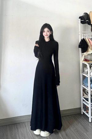 Elegant Black Long Sleeve Bodycon Dress for Women - Waist-Cinching Slim Fit, Body-Hugging Design for Spring Fashion