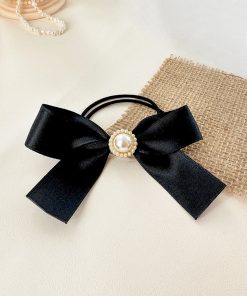 Elegant Black Satin Ribbon Bow Hair Tie with Pearl Accent - Vintage French-Inspired Headwear for High-End Fashion and Timeless Style
