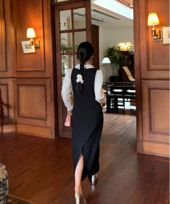 Elegant Black Sleeveless Tank Dress for Women - Long Round Neck Autumn Fashion, High-End Little Black Dress