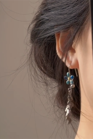 Elegant Blue Floral Tassel Earrings, Ethnic Style, Retro Ear Studs, Exquisite Fashion Accessories for a Stylish Look