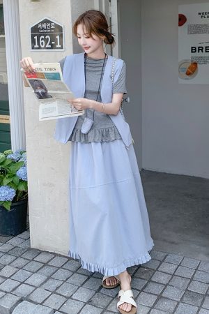 Elegant Blue Vest and Half Skirt Three-Piece Set for Summer OOTD - Sophisticated Casual Outfit