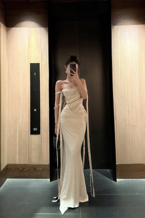 Elegant Bodycon Mermaid Dress with Pearl Chain and Flowing Ribbon, Inspired by Chen Duling's Style, Perfect for Formal Events and Y2K Fashion