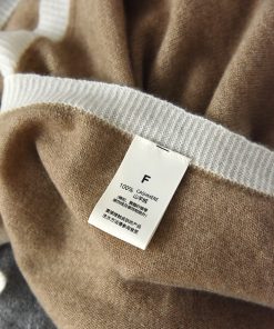 Elegant Cashmere Shawl - Triangular Scarf for Versatile Styling, Perfect for Air Conditioning, Warm and Cozy Accessory