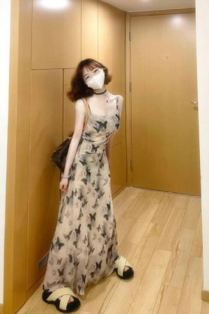 Elegant Chinese-Style Ink Wash Butterfly Print Camisole Dress for Women - High-End Summer 2025 Long Dress