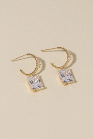 Elegant Circle Zircon Earrings for Women, Light Luxury Square Diamond Design, Versatile 925 Silver Pins, High-End Fashion Earrings