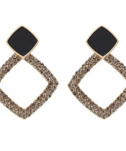 Elegant Diamond-Shaped Stud Earrings - Vintage French-Style Circle Drops, Versatile Spring Accessories for Women, High-End Feel