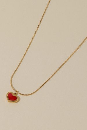 Elegant Double-Sided Floating Red Heart Pendant Necklace for Women, Clavicle Chain, Versatile Fashion Accessory, Romantic Gift Idea