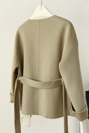 Elegant Double-Sided Wool Cashmere Short Coat for Commuting - Versatile Loose-Fit Outerwear
