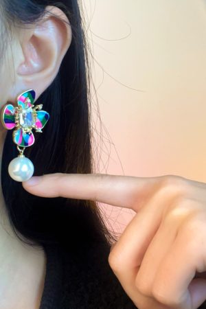 Elegant Floral Drop Earrings - Unique Niche Design for Women, Trendy Autumn/Winter 2025 Fashion Accessories