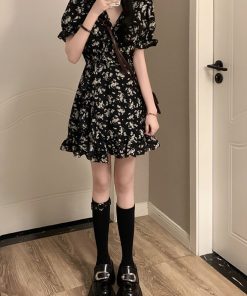 Elegant Floral One-Piece Dress for Women, French Style, Waist-Cinching, Slimming, A-Line Short Skirt, Summer Fashion