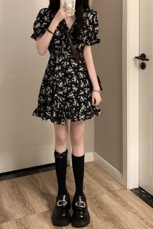 Elegant Floral One-Piece Dress for Women, French Style, Waist-Cinching, Slimming, A-Line Short Skirt, Summer Fashion