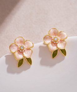 Elegant Floral Pearl Glaze Stud Earrings - Fresh French-Style Flower Design for a Sweet Temperament - Perfect for Any Occasion