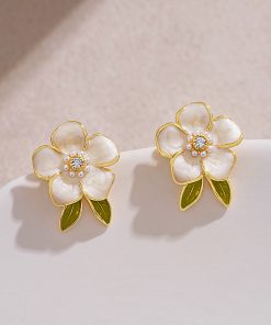 Elegant Floral Pearl Glaze Stud Earrings - Fresh French-Style Flower Design for a Sweet Temperament - Perfect for Any Occasion
