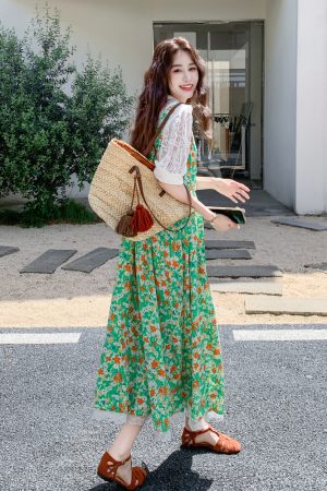Elegant Floral Suspender Dress with Hollow Lace Top Two-Piece Set for May Day Outings - Trendy Y2K Style Fashion