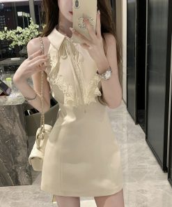 Elegant French Lace Sleeveless Halter Dress for Women - Waist-Cinching Bodycon Mini Dress for Summer - Chic and Niche Style