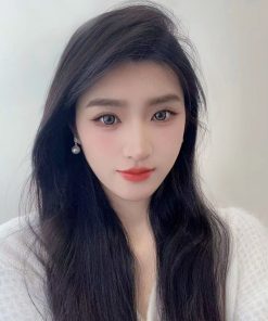 Elegant French Pearl Stud Earrings for Women - Non-Pierced Ear Clips, Small Round Design, Chic Ear Accessories for a Gentle Look