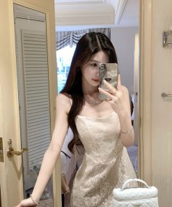 Elegant French-Style Fishbone Strap Dress for Women - Waist-Cinching Lace Short Skirt, Sexy Summer Fashion, Designer Niche Look