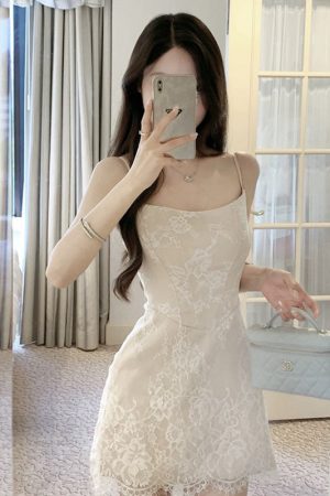 Elegant French-Style Fishbone Strap Dress for Women - Waist-Cinching Lace Short Skirt, Sexy Summer Fashion, Designer Niche Look