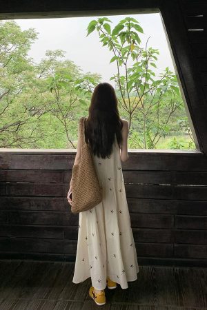 Elegant French-Style Sleeveless Bow Dress for Women - Unique Loose Fit Long Summer Dress