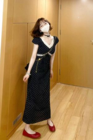 Elegant French-Style Square-Neck Black Polka Dot Bodycon Dress for Women, Waist-Cinching Summer Fashion, Chic Niche Design