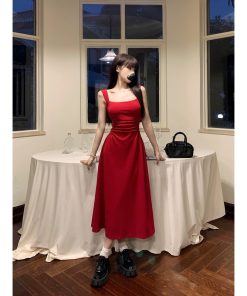 Elegant French-Style Square-Neck Camisole Dress for Women - Waist-Cinching, Niche Long Dress, Summer 2025 Essential