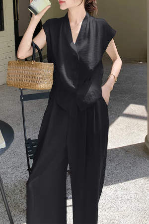 Elegant French Style Vest and Wide-Leg Pants Two-Piece Set - 2025 Summer Outfit for a Youthful Look, Perfect for Casual Chic or Vacation