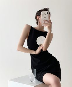 Elegant French Vintage Black One-Shoulder Dress for Women, Summer Hepburn Style Sleeveless Fitted Dress, High-End Fashion