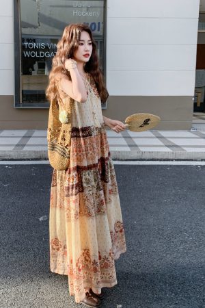 Elegant French Vintage Dress for May Day Outings - Stylish Cut with Classy Temperament, Perfect for 90s and Y2K Fashion Lovers