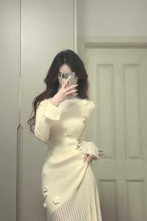 Elegant Handmade Hook Flower Knitted Dress for Women, Waist-Defining Slim Fit, Perfect for Spring and Autumn, Y2K Style