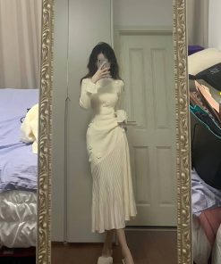 Elegant Handmade Hook Flower Knitted Dress for Women, Waist-Defining Slim Fit, Perfect for Spring and Autumn, Y2K Style