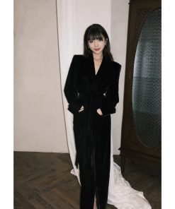 Elegant Heavyweight Velvet Trench Coat for Women - Fitted V-Neck Long Outerwear, High-End Fashion, Chic Style