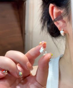 Elegant High-End Star Design Ear Clips for Women - 2025 Fashionable & Versatile Light Luxury Jewelry