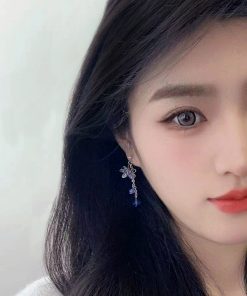 Elegant Japanese Cherry Blossom Crystal Drop Earrings for Women, High-Quality Transparent U-Shaped Ear Clips, Sweet Floral Design