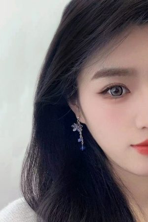 Elegant Japanese Cherry Blossom Crystal Drop Earrings for Women, High-Quality Transparent U-Shaped Ear Clips, Sweet Floral Design