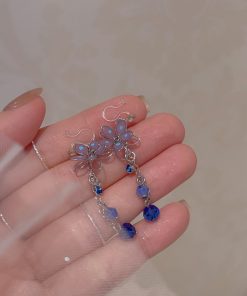 Elegant Japanese Cherry Blossom Crystal Drop Earrings for Women, High-Quality Transparent U-Shaped Ear Clips, Sweet Floral Design