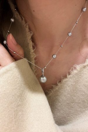 Elegant Korean Double Pearl Necklace for Women - Light Luxury Clavicle Chain, High-End Quality, Trendy Neck Accessory
