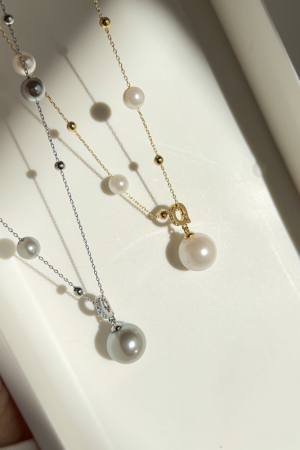 Elegant Korean Double Pearl Necklace for Women - Light Luxury Clavicle Chain, High-End Quality, Trendy Neck Accessory