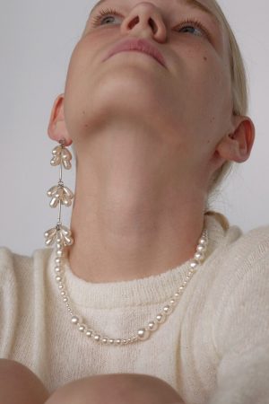 Elegant Korean Fashion Retro Water Drop Pearl Tassel Earrings for New Year Party - High-Quality Floral Fireworks Design