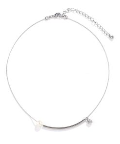 Elegant Korean Minimalist Pearl Necklace - Light Luxury Clavicle Chain for High-End Fashion Style