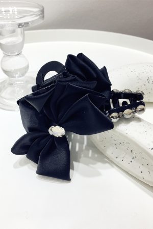 Elegant Korean-Style Large Black Rhinestone Hair Claw with Side Bow for Ponytails - Chic Hair Accessory for Effortless Style
