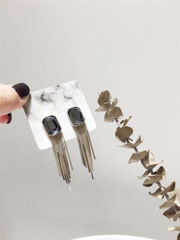 Elegant Light Luxury Diamond-Inlaid Multi-Layer Irregular Tassel S925 Silver Needle Stud Earrings for Versatile Style