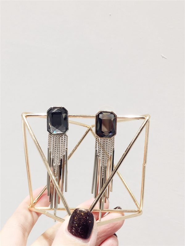 Elegant Light Luxury Diamond-Inlaid Multi-Layer Irregular Tassel S925 Silver Needle Stud Earrings for Versatile Style