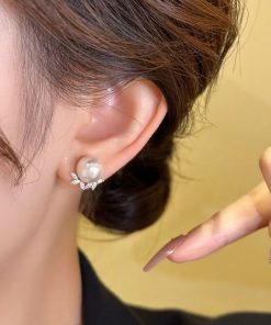 Elegant Light Luxury White Pearl Stud Earrings with S925 Silver Pins - Versatile High-End Women's Ear Accessories